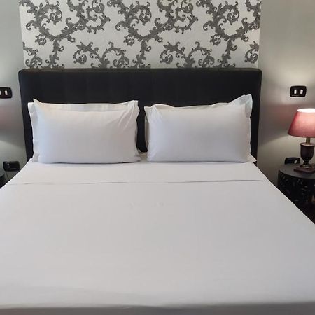 Il Roseto Bed and Breakfast Φροζινόνε Εξωτερικό φωτογραφία