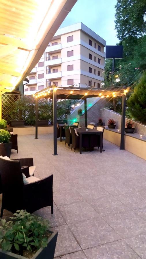 Il Roseto Bed and Breakfast Φροζινόνε Εξωτερικό φωτογραφία