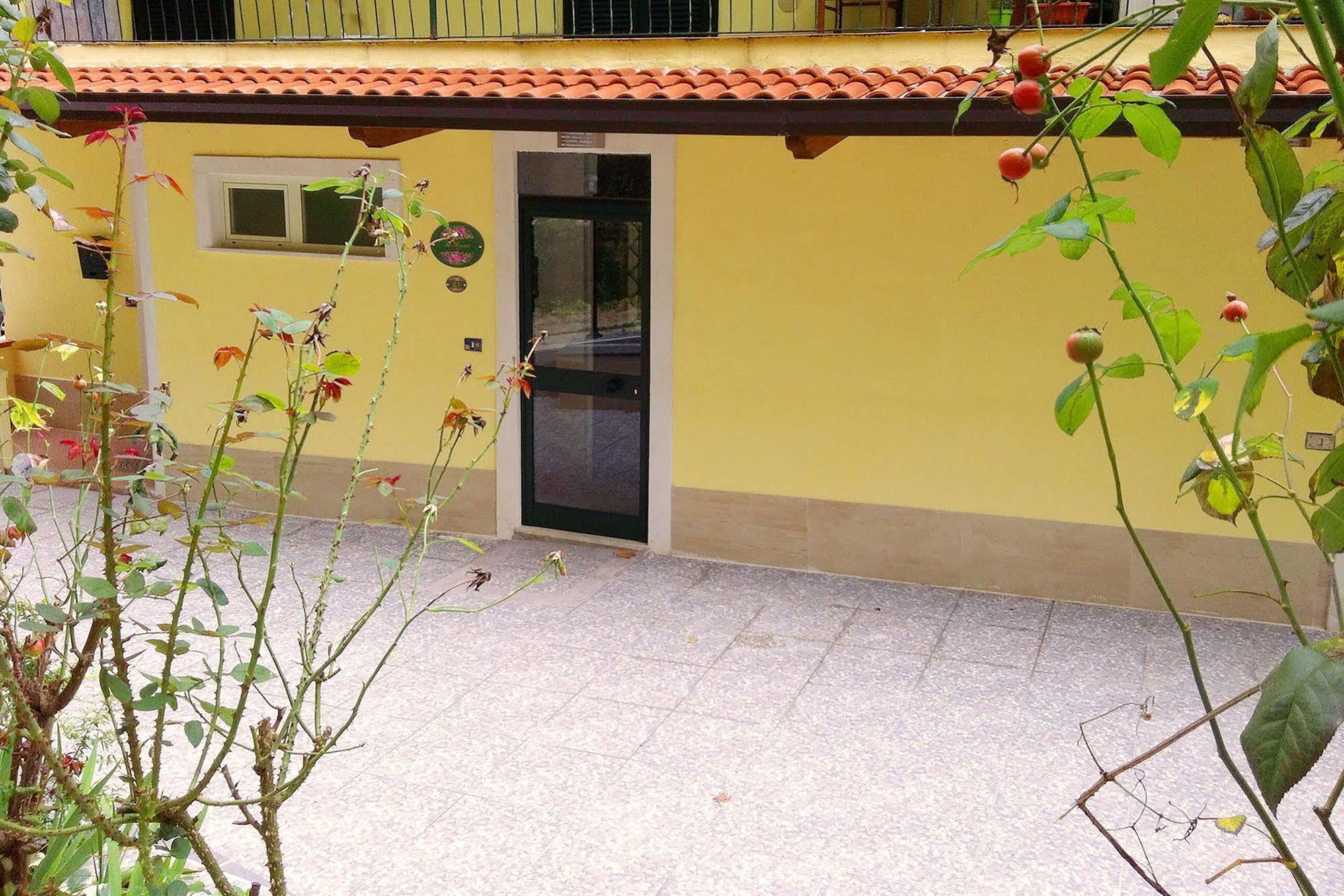 Il Roseto Bed and Breakfast Φροζινόνε Εξωτερικό φωτογραφία