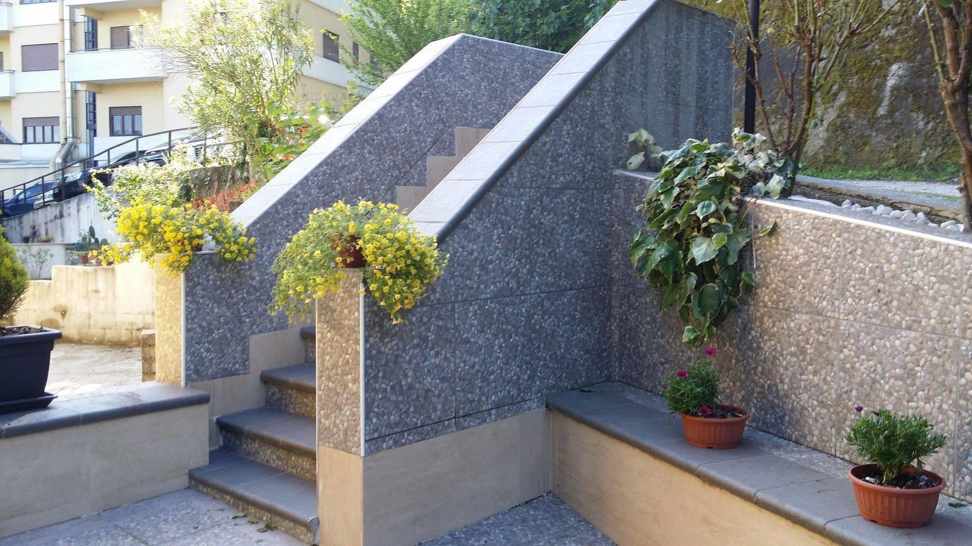 Il Roseto Bed and Breakfast Φροζινόνε Εξωτερικό φωτογραφία